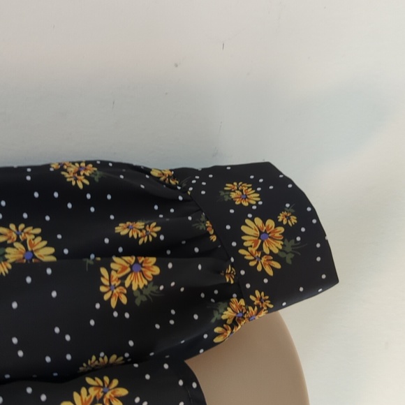 Saks Fifth Avenue Dotted Daisy-Print Blouse S - Picture 10 of 15